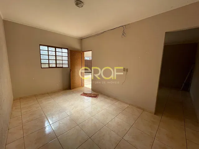 Casa 2 quartos e 1 banheiro, à venda, no bairro Setor de Chácaras Sul em Formosa