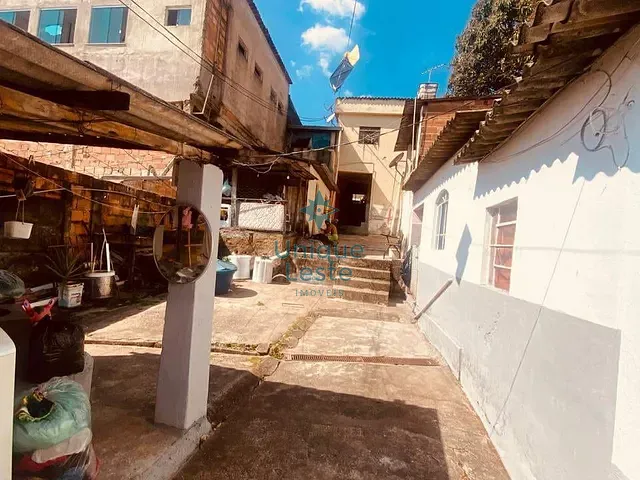 Casa 8 quartos e 6 banheiros, à venda, no bairro Vera Cruz em Belo Horizonte
