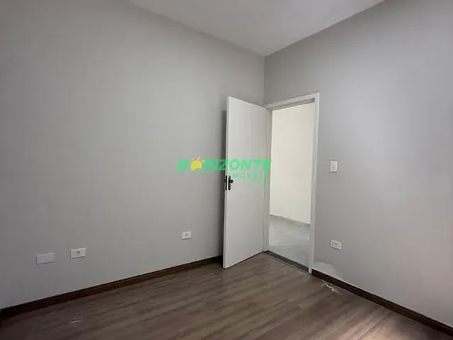 Casa com 126m² 3 quartos e 1 banheiro, à venda, no bairro Jardim Minas Gerais em São José dos Campos