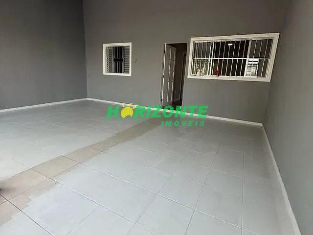 Casa com 126m² 3 quartos e 1 banheiro, à venda, no bairro Jardim Minas Gerais em São José dos Campos