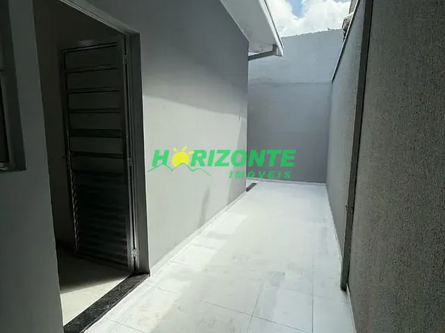 Casa com 126m² 3 quartos e 1 banheiro, à venda, no bairro Jardim Minas Gerais em São José dos Campos
