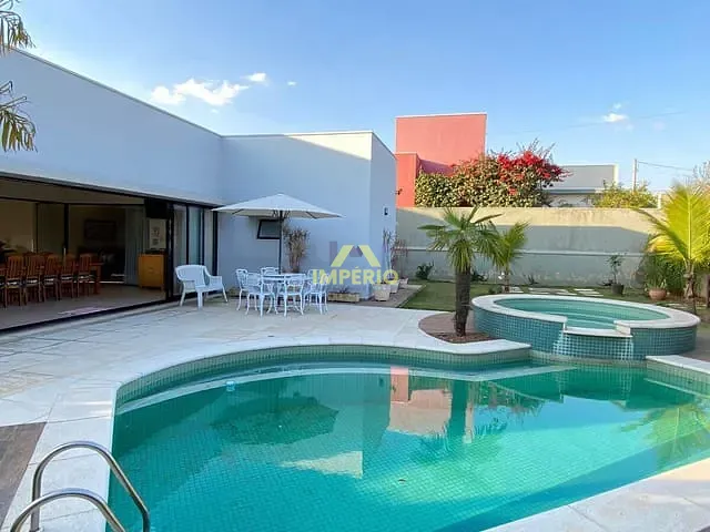 Casa com 1000m² 3 quartos e 5 banheiros, à venda, no bairro Condomínio Fazenda Palmeiras Imperiais em Salto