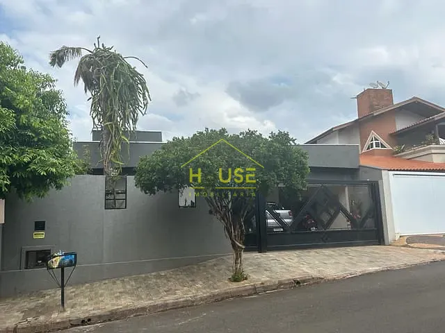 Casa com 369m² 4 quartos e 2 banheiros, à venda, no bairro Jardim Trianon em Jales