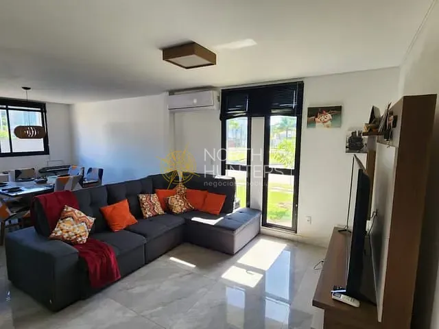 Casa com 375m² 4 quartos e 4 banheiros, à venda, no bairro São João do Rio Vermelho em Florianópolis