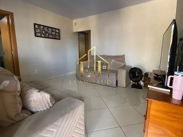 Casa com 390m² 5 quartos e 2 banheiros, à venda, no bairro Verdão em Cuiabá