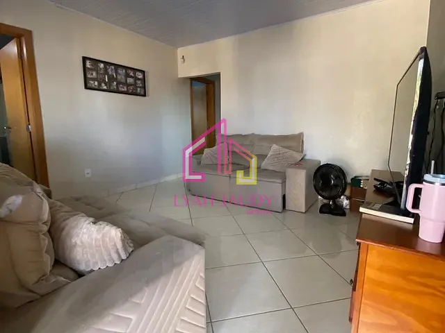 Casa com 390m² 5 quartos e 2 banheiros, à venda, no bairro Verdão em Cuiabá
