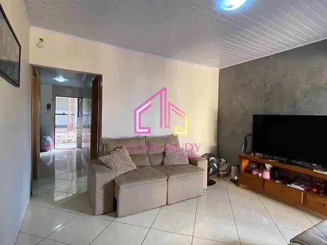 Casa com 390m² 5 quartos e 2 banheiros, à venda, no bairro Verdão em Cuiabá