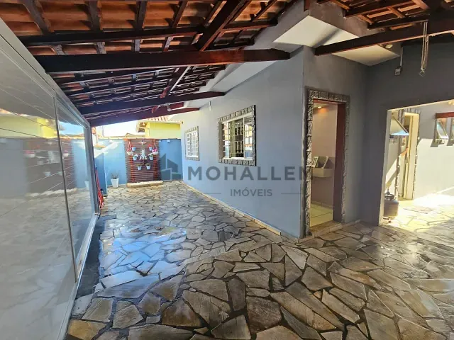 Casa 3 quartos e 3 banheiros, à venda, no bairro Centro em Piranguinho