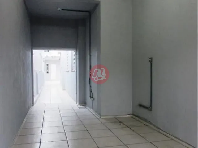 Casa com 272m², para alugar, no bairro Santa Maria Goretti em Porto Alegre