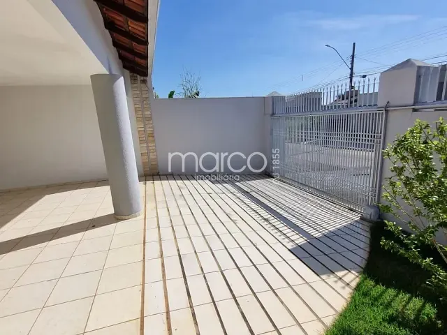 Casa 4 quartos e 1 banheiro, para alugar, no bairro Jardim Atlântico em Goiânia