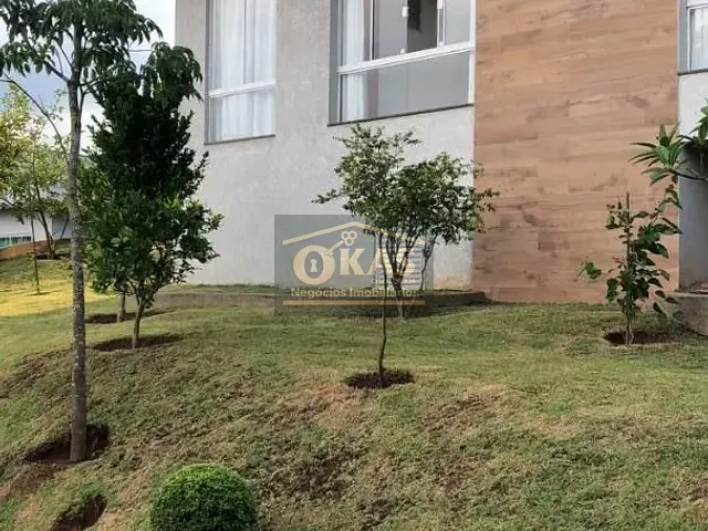 Casa com 525m² 4 quartos e 2 banheiros, à venda, no bairro Ipelândia em Suzano