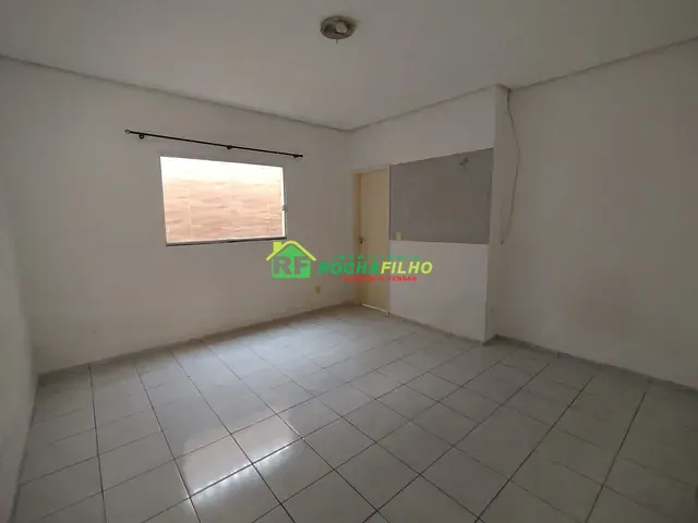Casa com 146m² 3 quartos e 2 banheiros, à venda, no bairro Vale Quem Tem em Teresina