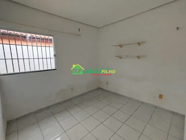 Casa com 146m² 3 quartos e 2 banheiros, à venda, no bairro Vale Quem Tem em Teresina