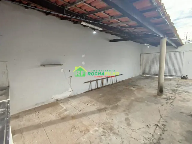 Casa com 146m² 3 quartos e 2 banheiros, à venda, no bairro Vale Quem Tem em Teresina