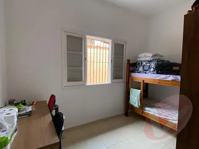 Casa 2 quartos e 1 banheiro, à venda, no bairro Real em Praia Grande