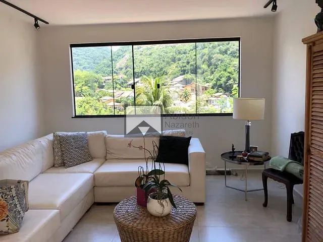 Casa com 600m² 3 quartos e 4 banheiros, à venda, no bairro Itacoatiara em Niterói