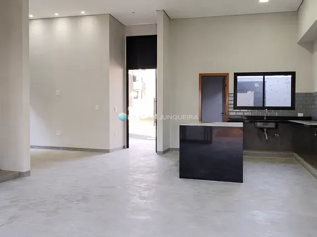 Casa com 253m² 3 quartos e 4 banheiros, à venda, no bairro Residencial Maria Júlia em São José do Rio Preto