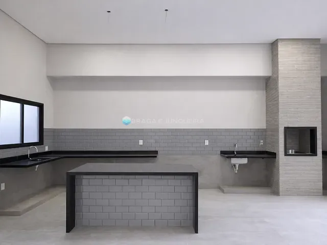 Casa com 253m² 3 quartos e 4 banheiros, à venda, no bairro Residencial Maria Júlia em São José do Rio Preto