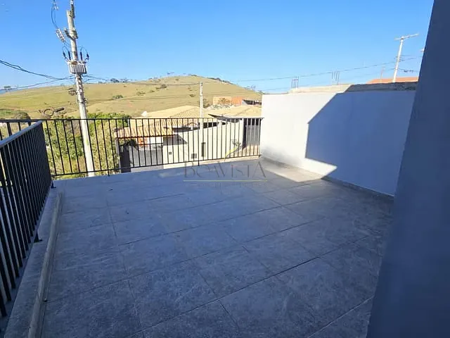 Casa 2 quartos e 2 banheiros, à venda, no bairro Jardim Nova Suiça em Piracaia