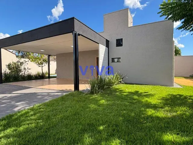Casa com 447m² 3 quartos e 2 banheiros, à venda, no bairro Independência em Aparecida de Goiânia