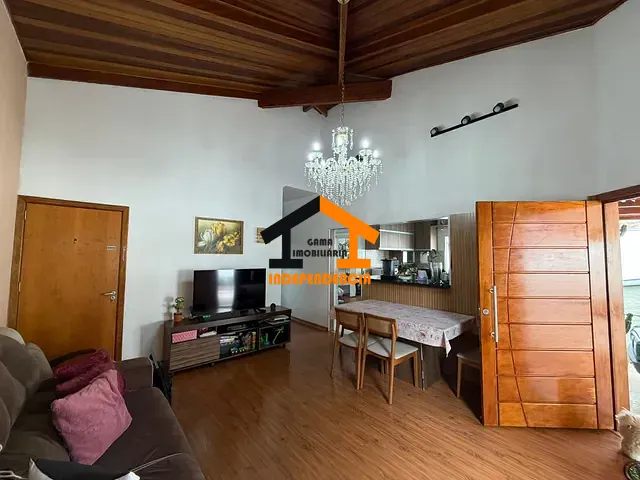 Casa com 300m² 3 quartos e 3 banheiros, à venda, no bairro Giardino D Itália em Itatiba