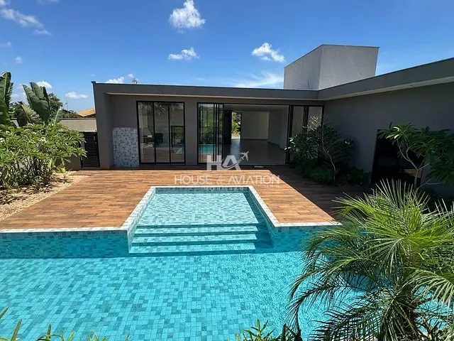 Casa 4 quartos e 2 banheiros, à venda, no bairro Fazenda Vau das Pombas em Goiânia