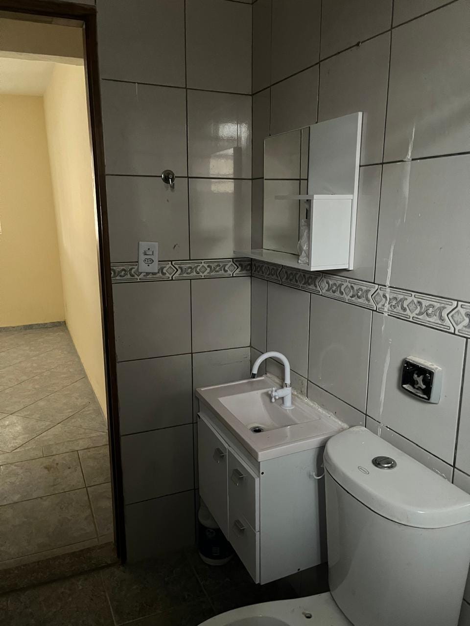 Casa para alugar com 2 quartos, 100m² - Foto 6