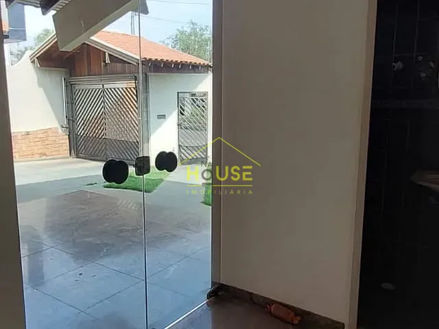 Casa com 800m² 4 quartos e 2 banheiros, à venda, no bairro Patrimônio Novo em Votuporanga