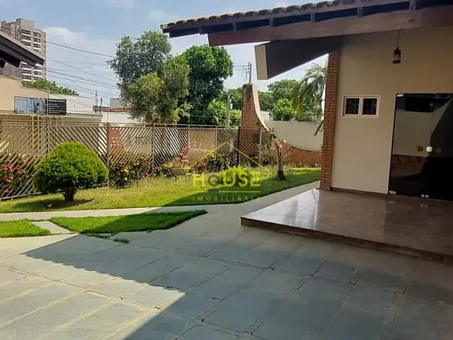 Casa com 800m² 4 quartos e 2 banheiros, à venda, no bairro Patrimônio Novo em Votuporanga