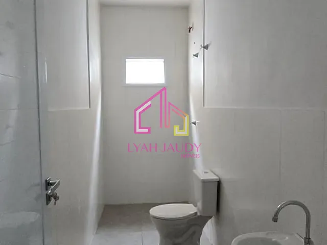 Casa com 188m² 2 quartos e 1 banheiro, à venda, no bairro Parque Residencial Tropical Ville em Cuiabá