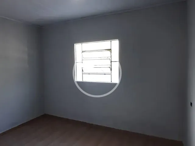 Casa 2 quartos e 1 banheiro, para alugar, no bairro Zona 07 em Cianorte