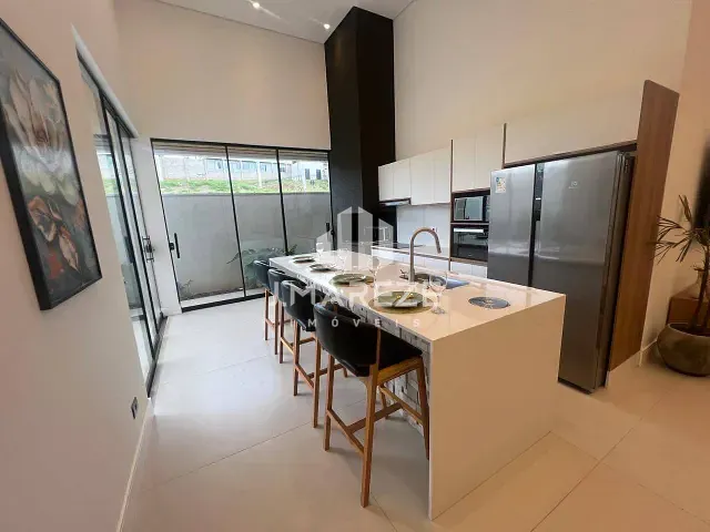 Casa 3 quartos e 2 banheiros, à venda, no bairro Núcleo Habitacional Parigot de Souza em Apucarana