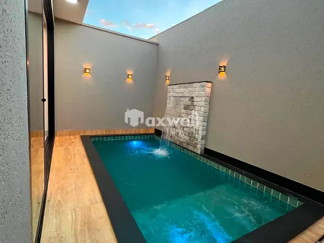 Casa 3 quartos e 2 banheiros, à venda, no bairro Papillon Park - Complemento em Aparecida de Goiânia