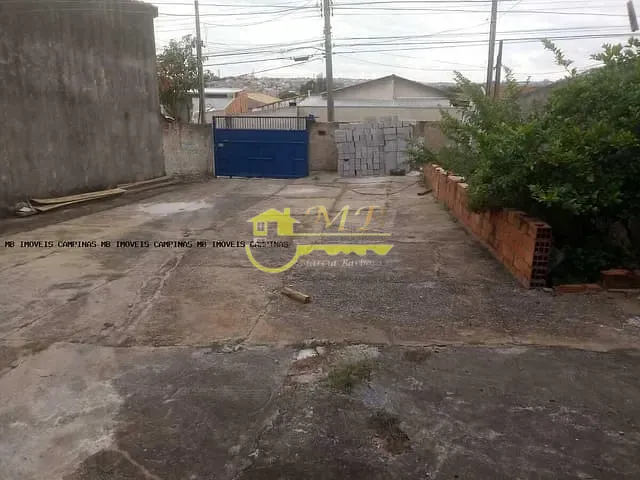 Casa com 300m² 3 quartos e 1 banheiro, à venda, no bairro Parque Dom Pedro II em Campinas
