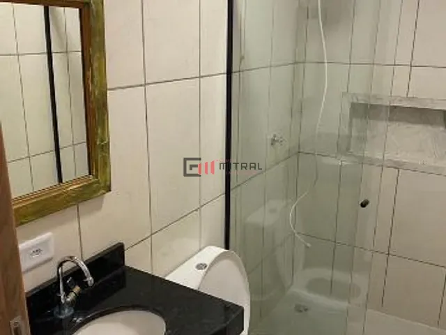 Casa 3 quartos e 2 banheiros, para alugar, no bairro Jardim Tókio em Londrina