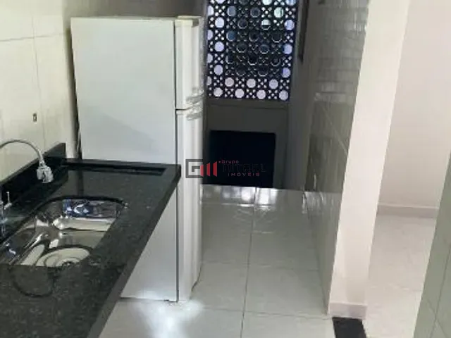 Casa 3 quartos e 2 banheiros, para alugar, no bairro Jardim Tókio em Londrina