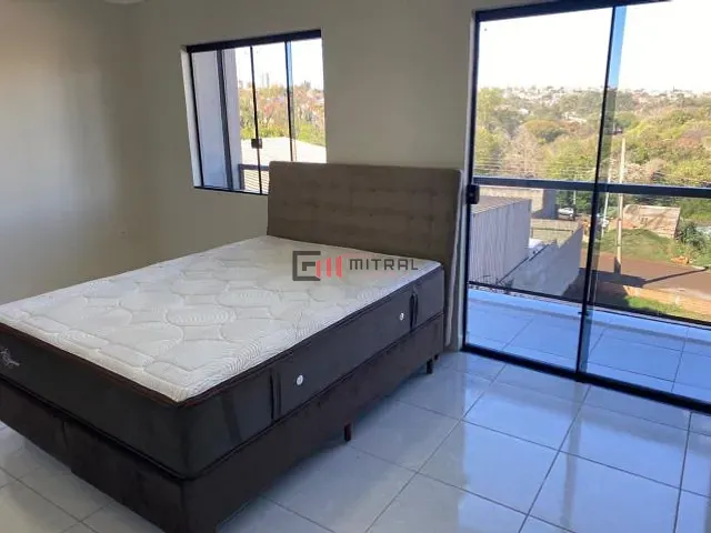 Casa 3 quartos e 2 banheiros, para alugar, no bairro Jardim Tókio em Londrina