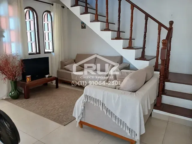 Casa 4 quartos e 3 banheiros, à venda, no bairro Parque Santa Delfa em Franco da Rocha