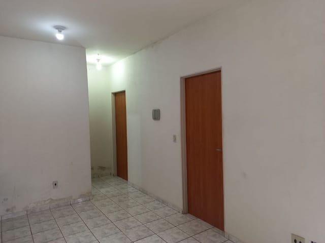 Foto do Casa - Casa com 2 dormitórios para alugar, 69 m² por R$ 600,00/mês - Jardim Itália - Uberaba/MG | ZUCATO IMOBILIARIA LTDA