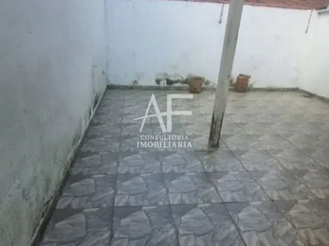 Casa com 150m² 2 quartos e 1 banheiro, à venda, no bairro Vila São José em Taubaté