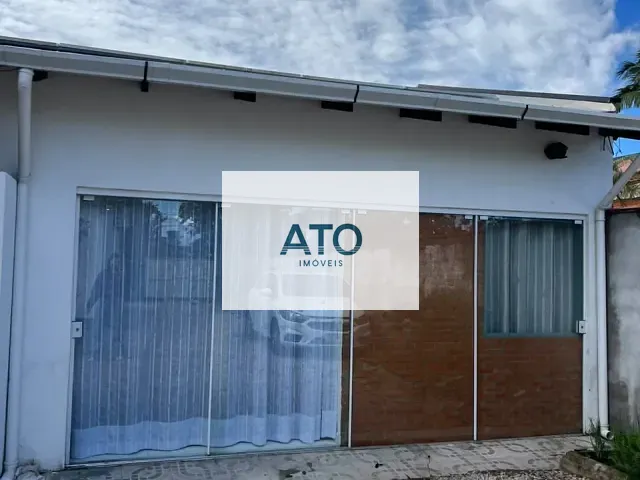 Casa 2 quartos e 1 banheiro, para alugar, no bairro Praça em Tijucas