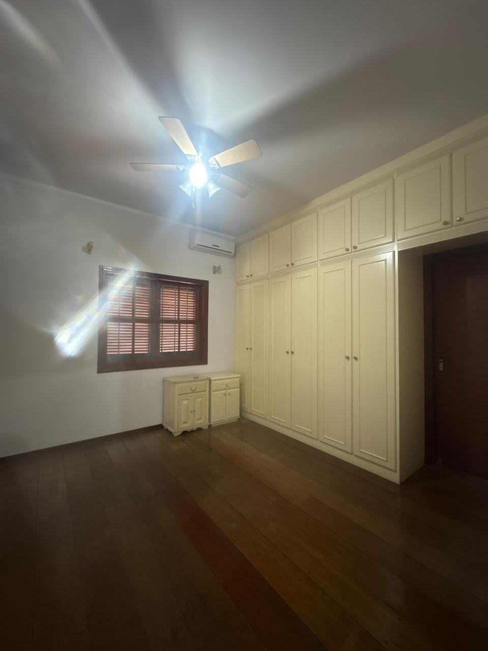 Casa, 3 quartos, 250 m² - Foto 9