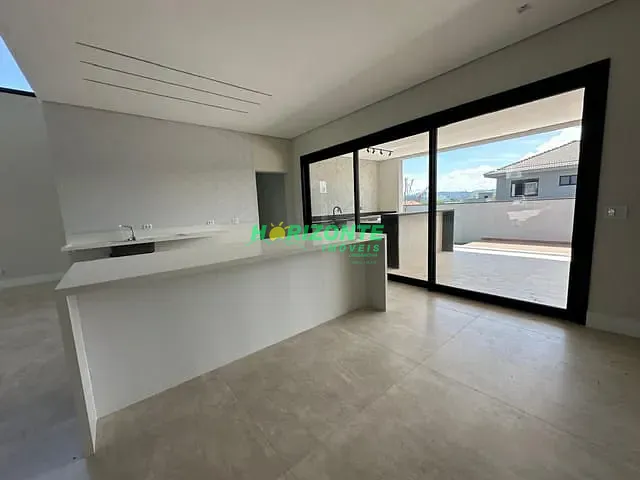 Casa com 600m² 5 quartos e 6 banheiros, à venda, no bairro Urbanova em São José dos Campos