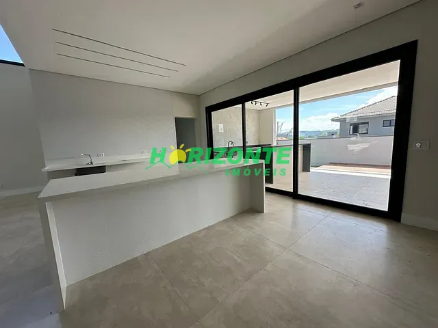 Casa com 600m² 5 quartos e 6 banheiros, à venda, no bairro Urbanova em São José dos Campos