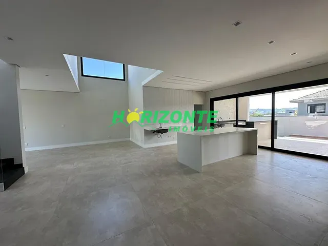 Casa com 600m² 5 quartos e 6 banheiros, à venda, no bairro Urbanova em São José dos Campos