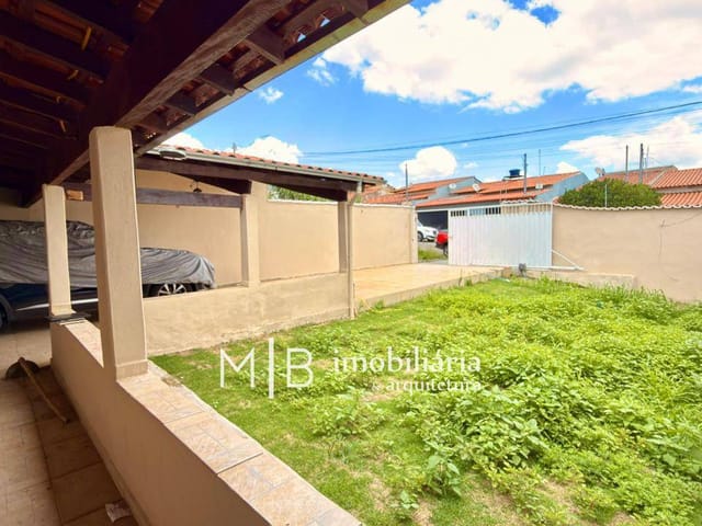 Casa com 200m² 2 quartos e 1 banheiro, à venda, no bairro Colinas da Serra em Lavras