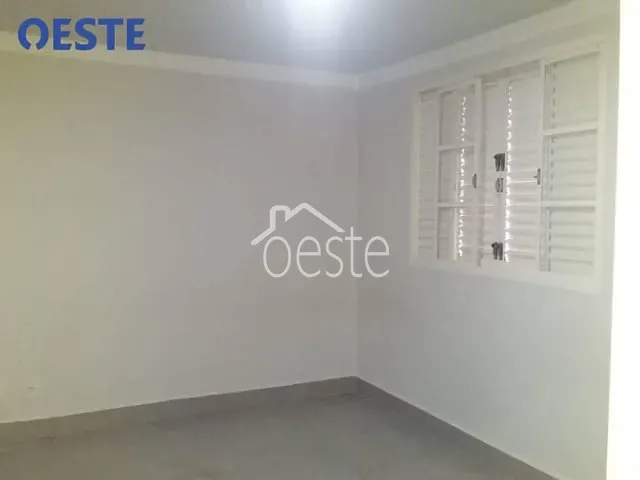 Casa com 125m² 3 quartos e 1 banheiro, para alugar, no bairro Jardim Pérola em Santa Bárbara D'Oeste