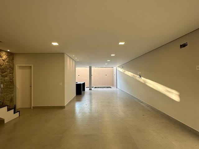 Foto do Casa - Casa com 4 dormitórios sendo 2suítes à venda, 150 m² de terreno e 227 m² de área construída por R$1.399.000,00 - Jardim dos Impérios - Indaiatuba/SP | BT SOLUÇÕES IMOBILIÁRIAS