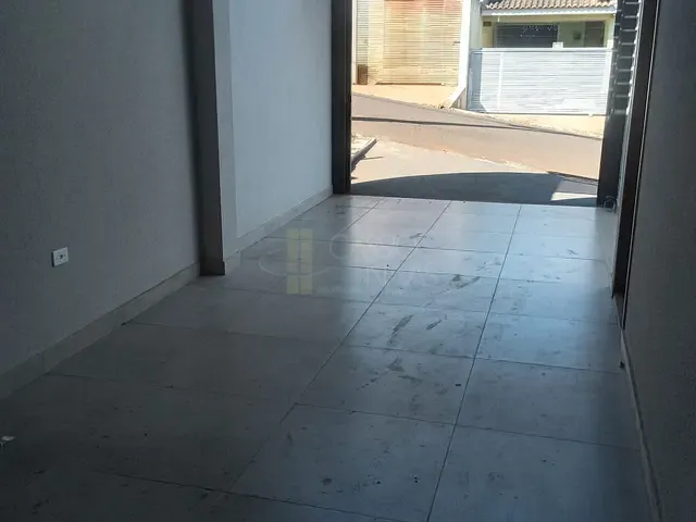 Casa com 138m² 3 quartos e 2 banheiros, à venda, no bairro Residencial Interlagos em Apucarana