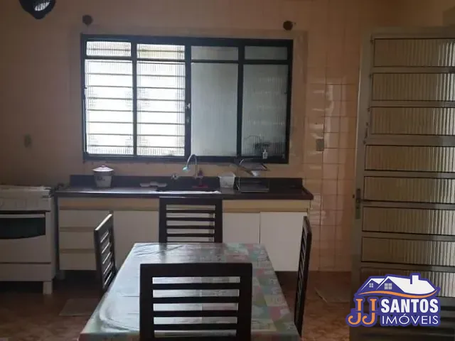 Casa com 240m² 4 quartos e 2 banheiros, à venda ou para alugar, no bairro Parque da Mooca em São Paulo